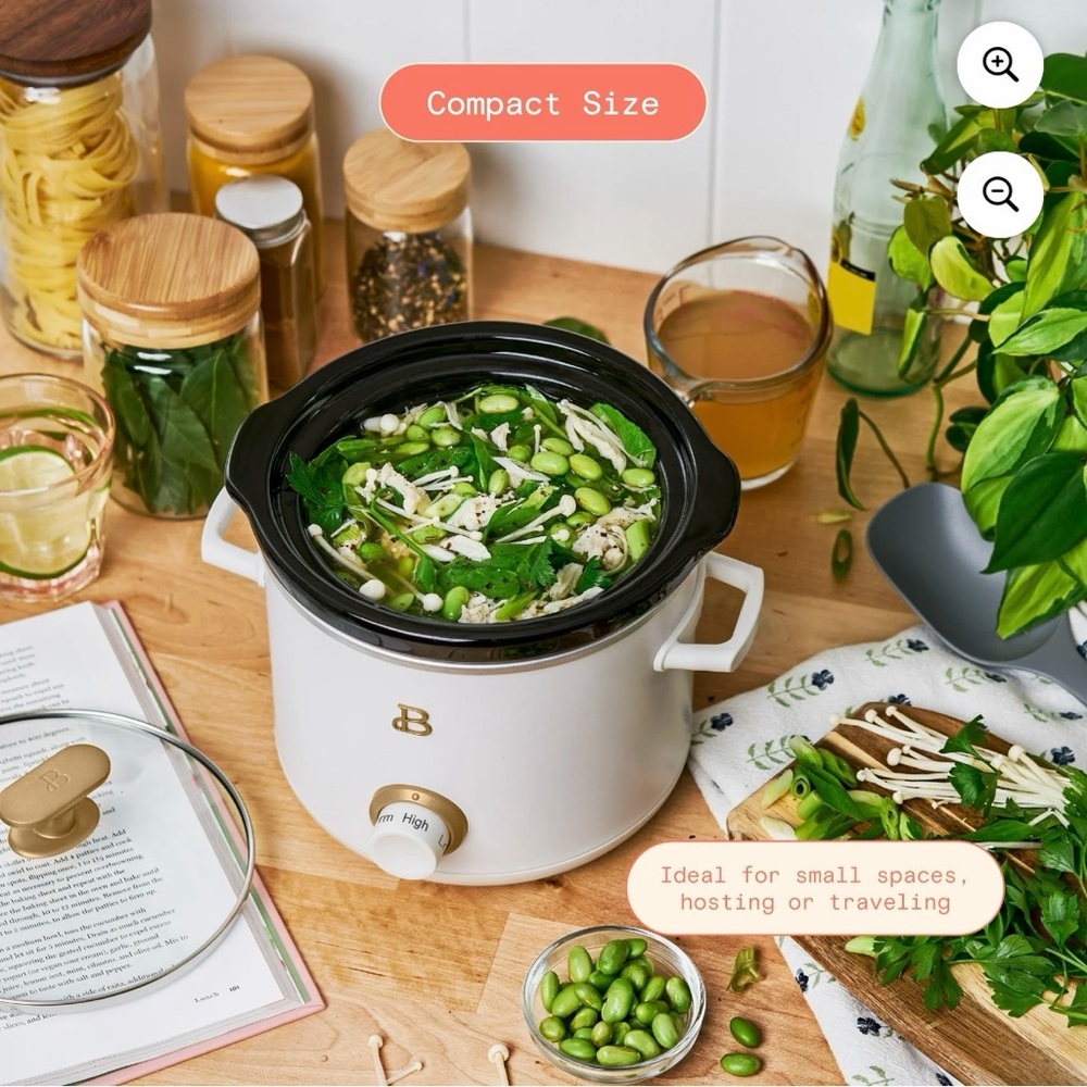 NEW Beautiful 2 Quart Slow Cooker White Icing - Picture 4 of 5